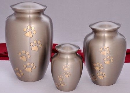 Classic Paw Mark Pet Urn