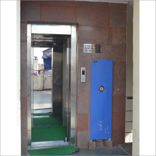 MRL SS Glassdoor Elevator