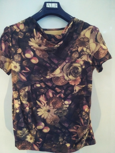 Ladies Low Price Top