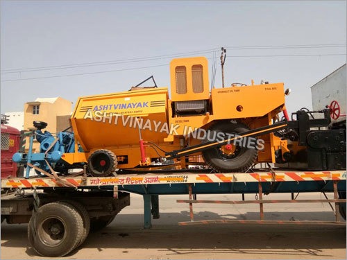 Paver Finisher Machine