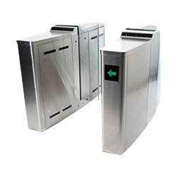 Retractable-flap-barrier
