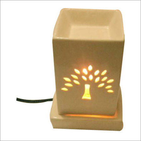 Aroma Diffuser - Sleek Plastic Design, Ultra-Quiet Operation, Adjustable Mist Levels, LED Ambient Lighting