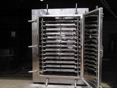 Vaccum Tray Dryers