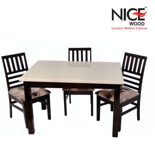 Woode Dinig Table