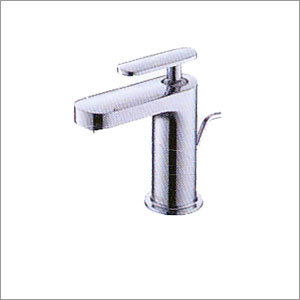 Basin Faucet With Lift Rod With Angle Adjusted Aerator