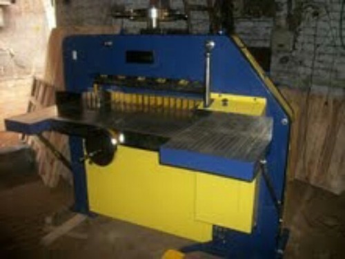 Paper Cutting Machine