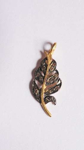 Diamond Leaf Charms Pendant