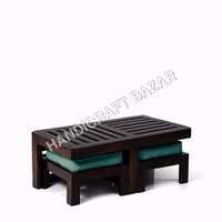 डाइनिंग रूम का फर्नीचर