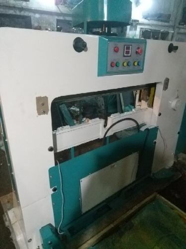 Semi Automatic Paper Cutting Machine