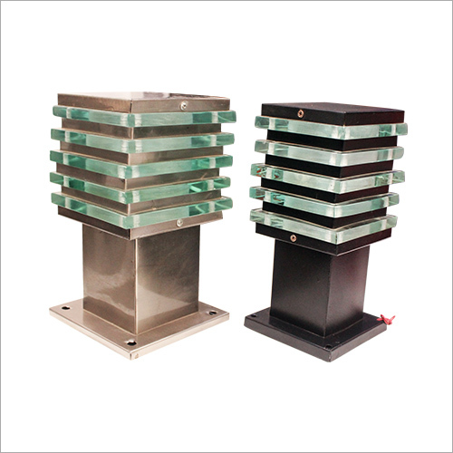 Metal Gate Light