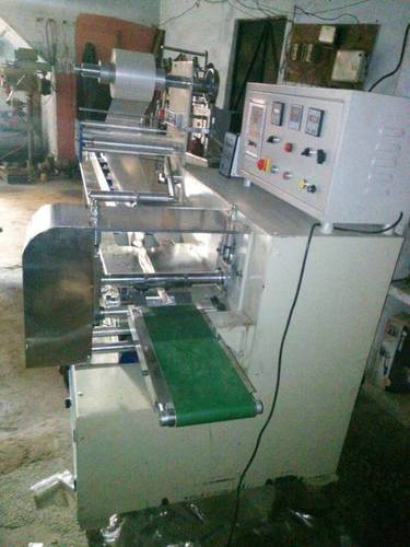 Horizontal Flow Wrap Machine