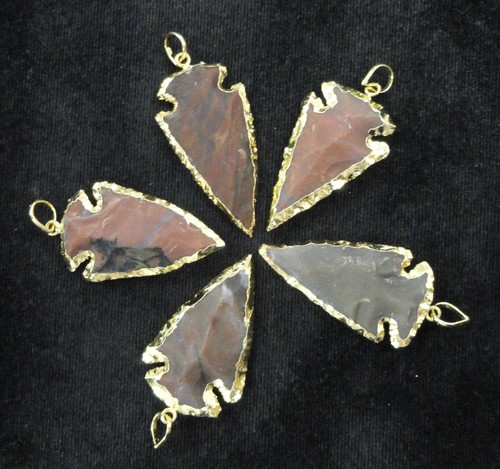 Stone Arrowhead Pendant