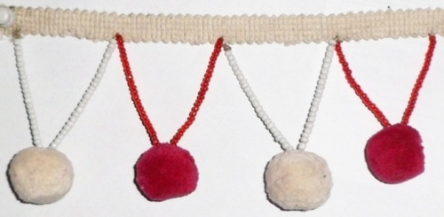 POM POM FRINGE