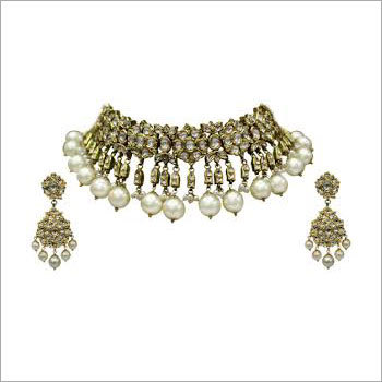 White And Yellow Gold Kundan Jadau Jewelry