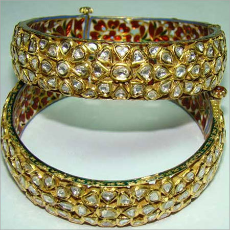 Oval Cut Gold Polki Diamond Bangle