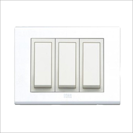 Roma Lira Plates With White Frame