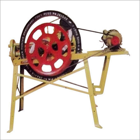 Heavy Duty Steel Gear Rugged Design Machine - Steel Gears, 2-3 HP, Adjustable Chaff Length | Instant Motion Change, Safety Features, Durable Design