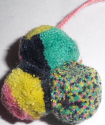 POM POM TASSEL