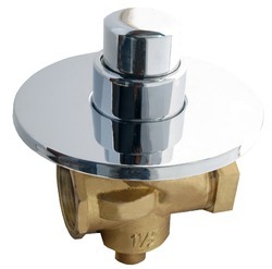Metropole Concealed Flush Valve with Plate