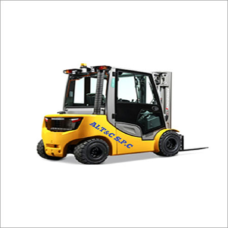 Forklift Rental Services By Alwadq Link Trading & Contracting S.p.c