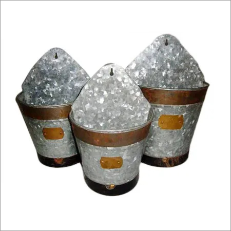 Naturals Galvanized Wall Planter 3 Set