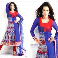 लड़कियों का सलवार कमीज़