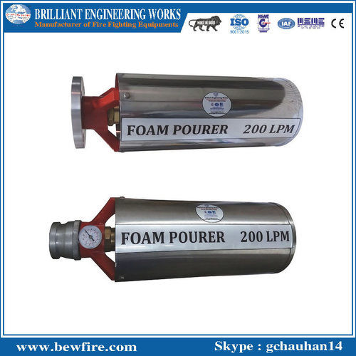 200 LPM Medium Expansion Foam Pourer