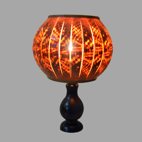 Spherical Slitz Table Lamp