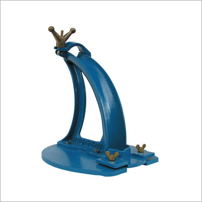 VP Hose Saddle