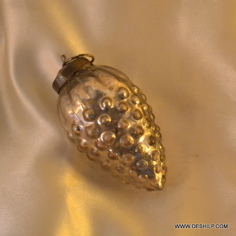 Christmas Hanging Ornaments - Color: Golden