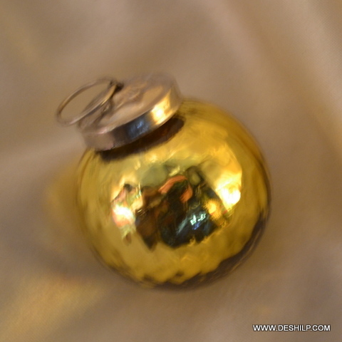 Golden Glass Christmas Heart Ornaments - Color: Yellow