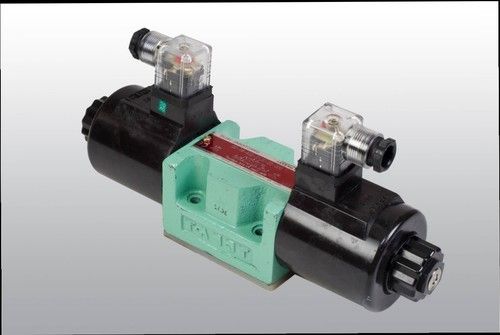 DSG-03-3C2-A240-N1-50 solonoid operated directional control valve 03 SIZE
