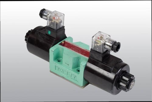 DSG-03-3C2-R220-N1-50 Solenoid Operated Directional Control Valve 03 Size - Voltage R220, Oil Flow Shifting, Actuator Start/Stop