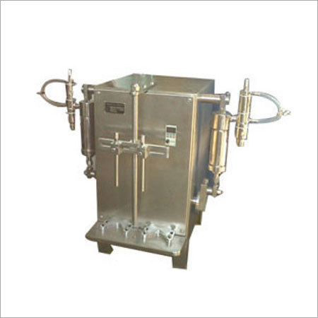 Semi Automatic Double Head Liquid Filling Machine
