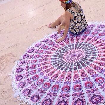 White Mandala Beach Throw Age Group: Children