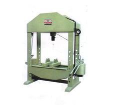 HYDRAULIC PRESS HAND OPERATED