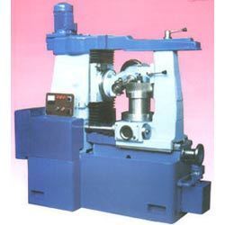 UNIVERSAL GEAR HOBBING MACHINE