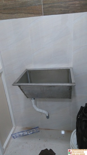 Hospital Scrub sink