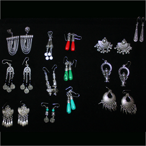 Ladies Designer Earring