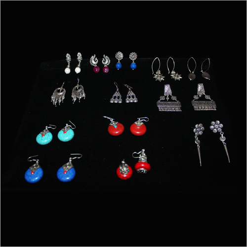 Ladies Fashionable Earrings