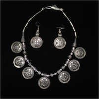Ladies Modern Black Metal Necklace Set