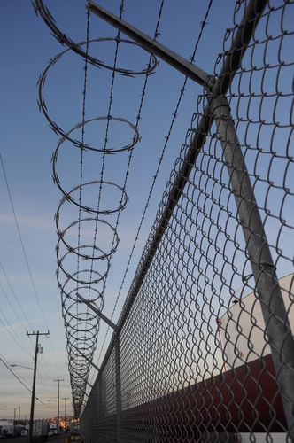 Concertina Wire - High Tensile Steel, Variable Diameter, Galvanized Coating | Cost Effective, Durable, Easy Installation, Effective Deterrent, Sharp Barbs