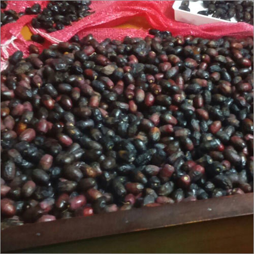 Common Organic Black Dates