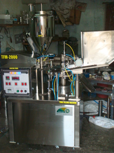 Tube Filling Machine - Stainless Steel 4x4x7 Feet 0-200ml Filling Capacity 25-30 Tubes/Min Output | Compact Design Semi-Automatic Durable