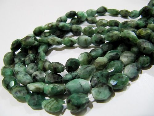 Natural Emerald Oval Faceted Beads