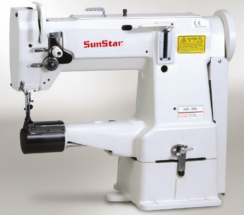 Cylinder bed 1-needle unison feed lock stitch sewing machine with horizontal large hook
