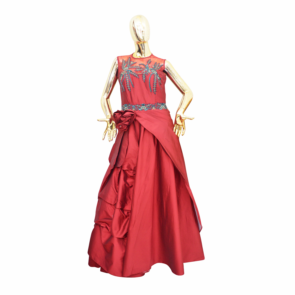 Red Three Rose Ladies Gown