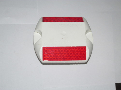 road reflector