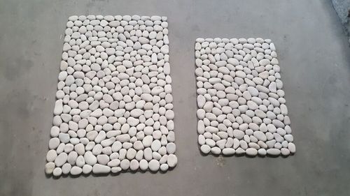 White Pebble Mat
