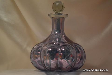 Luster colored glass Decanter Pretty and decorative vintage Decanter